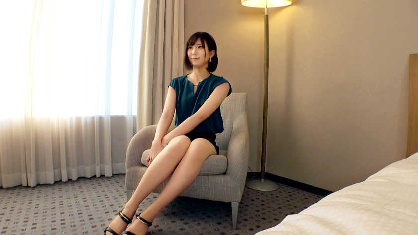 259LUXU-1549肉丝袜美腿亜希菜 29岁